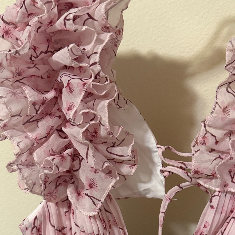 Pink Floral Ruffle Dress - Picture 5 of 9